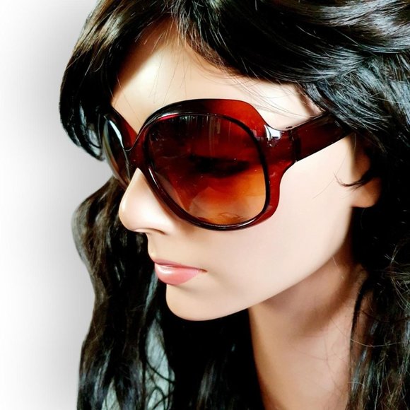 Vintage 2000s y2k, Paris Hilton look, unbranded, brown frame, large sunglasses - Picture 3 of 5